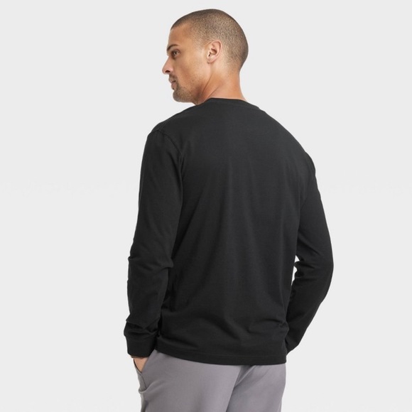 Goodfellow & Co - Men’s Long-Sleeve Henley Shirt in Black. - Picture 2 of 3